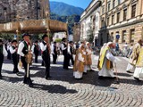 Sonntag Prozession zum Walhter Platz 4a