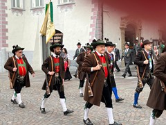 Ausflug Bozen
Herz-Jesu-Fest
Sonntag